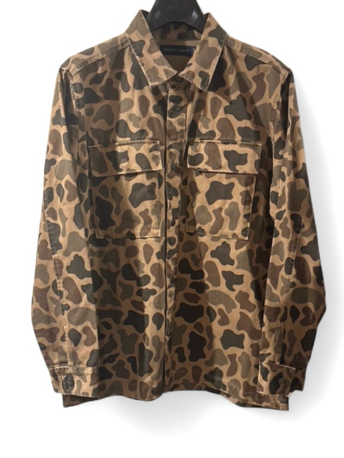 Camouflage Utility Shirt Jacket Size Menâs Medium (Nwt)